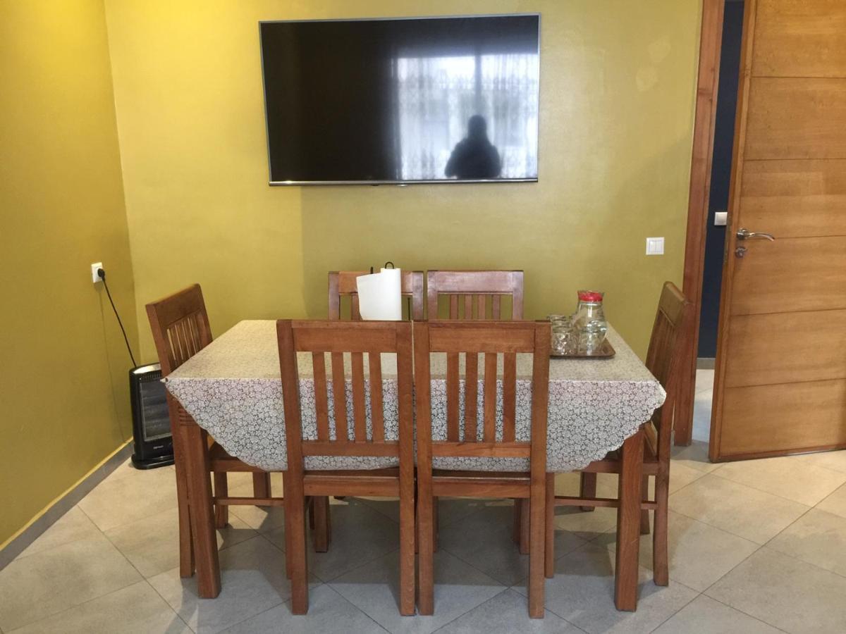 La Palette Downtown-casavoyageur Train Station Apartamento